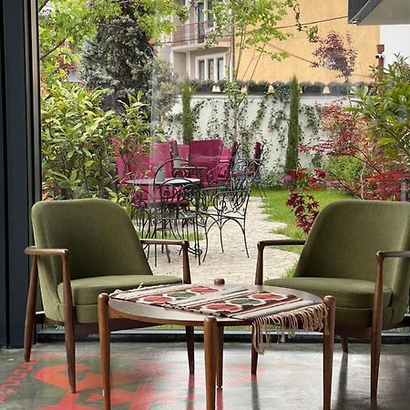 Etnomania Boutique Hotel Приштина Экстерьер фото