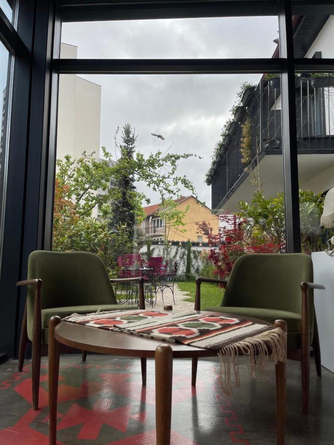 Etnomania Boutique Hotel Приштина Экстерьер фото