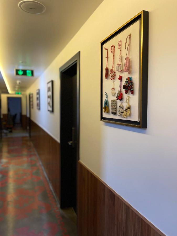 Etnomania Boutique Hotel Приштина Экстерьер фото